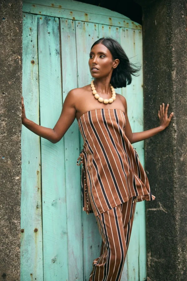 black and brown tube top